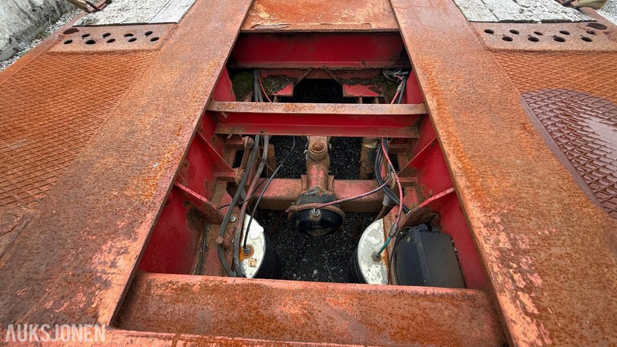 1984 Vang Semitrailer - 3 akslet 