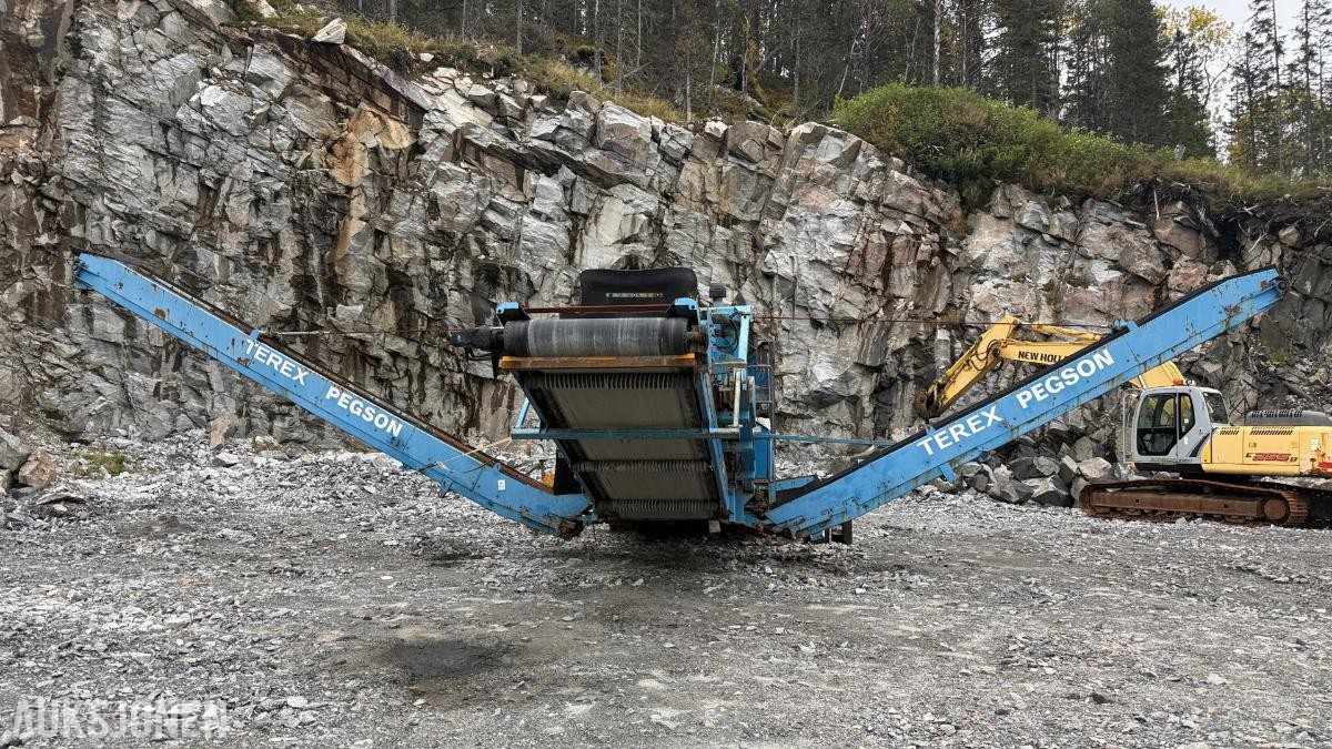 2004 Terex Pegson 1000SR knuseverk 7500t – beltegående