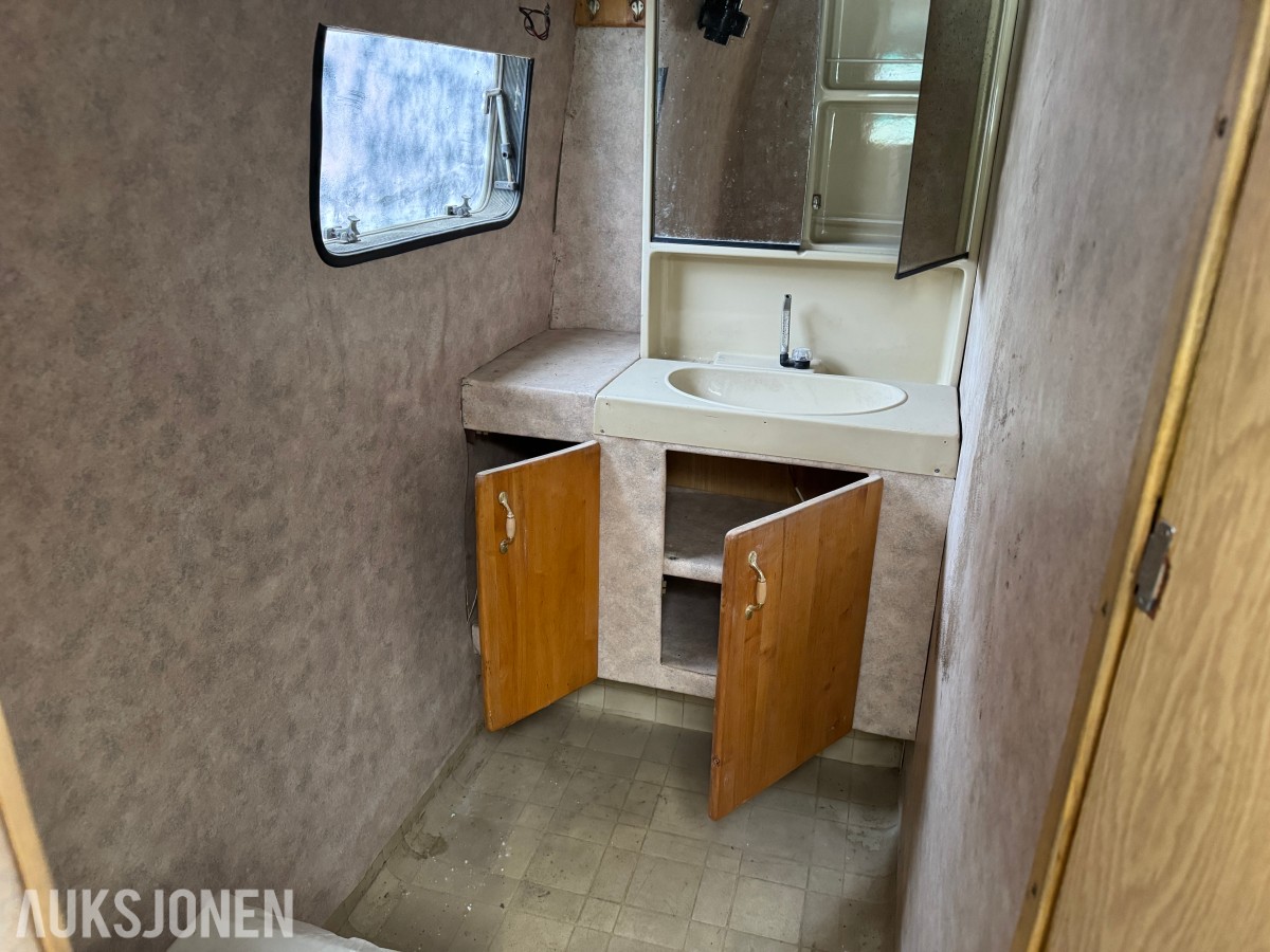 1985 Mercedes-Benz L 613 D BOBIL PROSJEKT