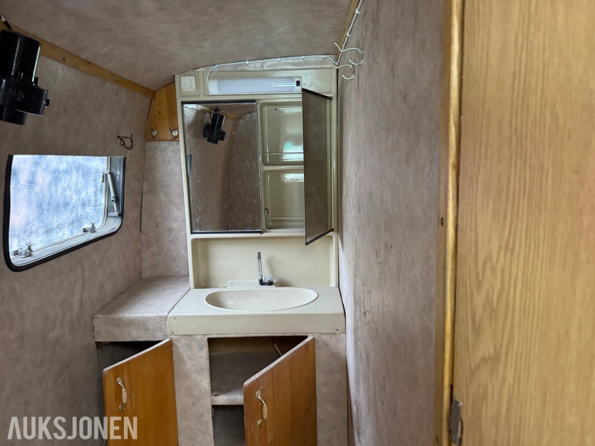 1985 Mercedes-Benz L 613 D BOBIL PROSJEKT
