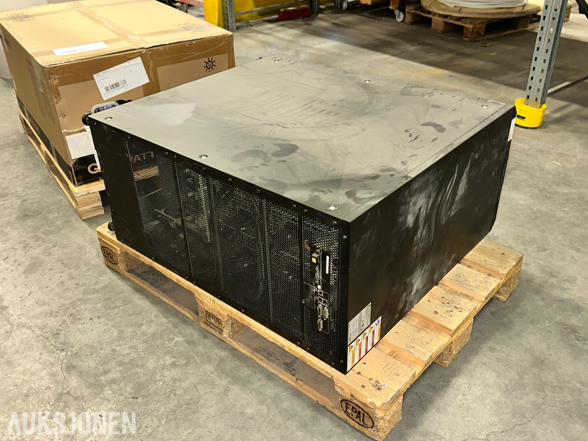 2017 Huawei UPS5000-A-120KTTL UPS 120 kVA / 120 kW
