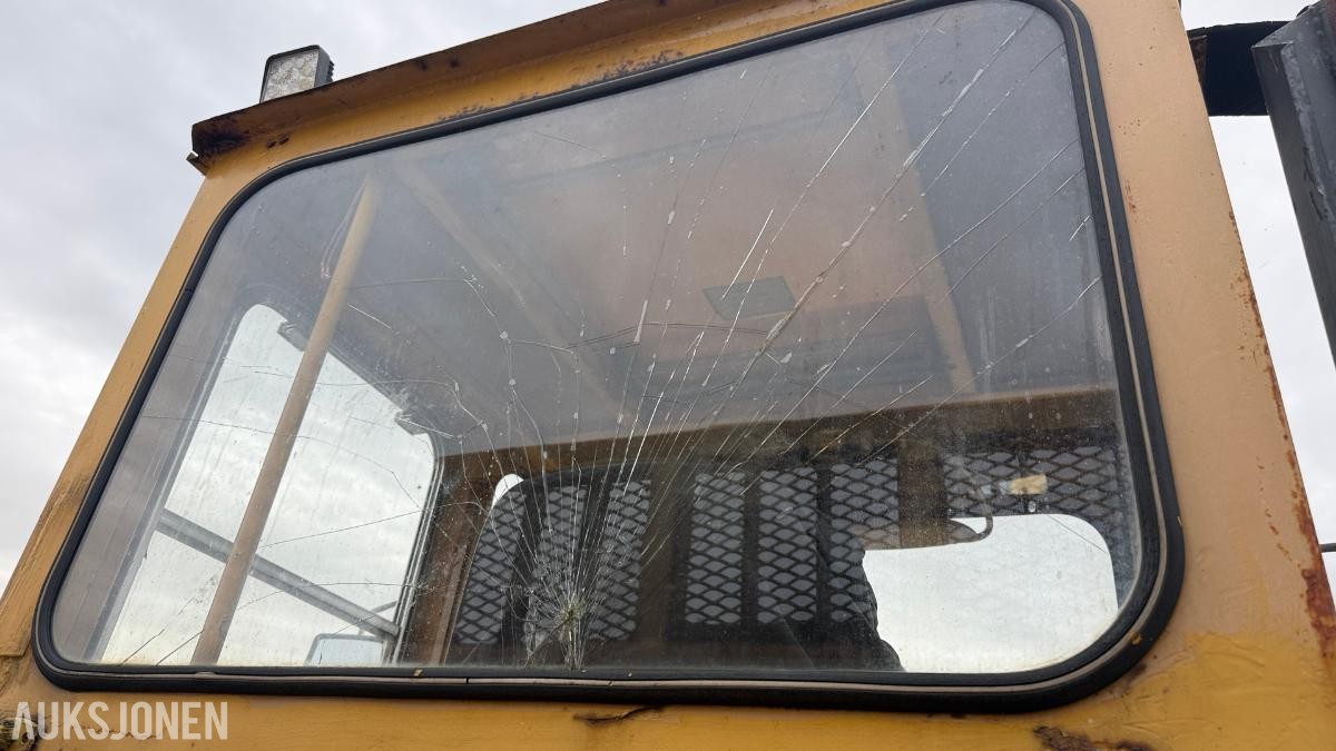 Moxy D16B Dumper, 6x6 m/ 13 882 timer