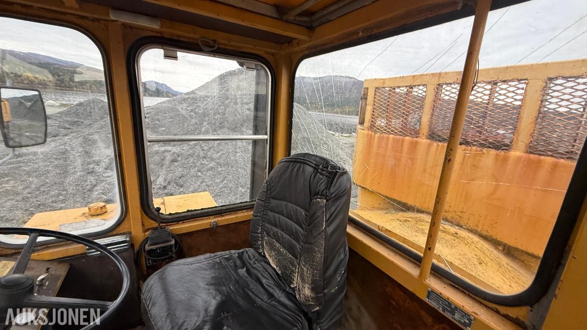 Moxy D16B Dumper, 6x6 m/ 13 882 timer