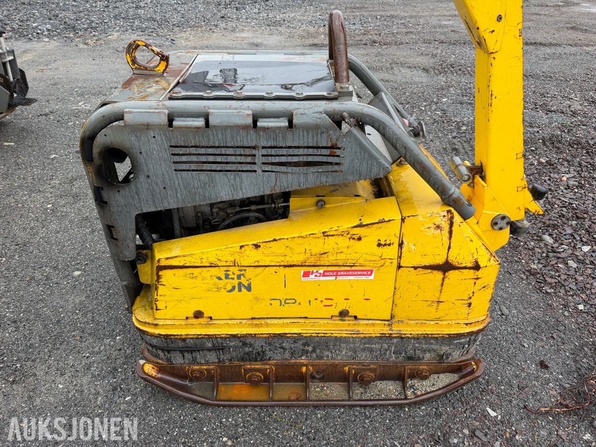 2014 Wacker Neuson Vibroplate DPU 100-70Les _/ 768 kilo