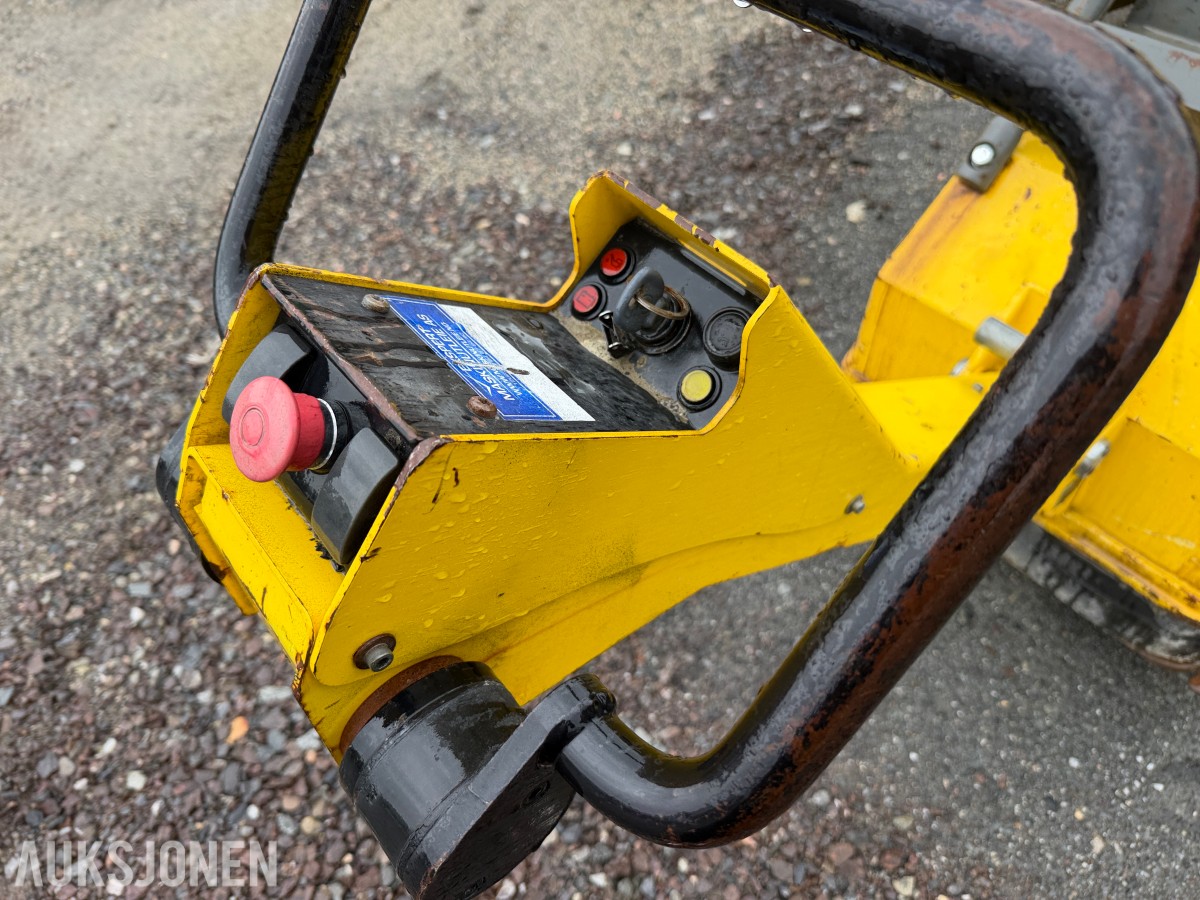 2014 Wacker Neuson Vibroplate DPU 100-70Les _/ 768 kilo