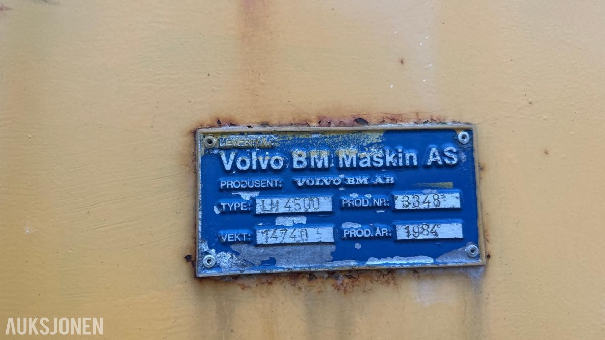1984 Volvo BM LM 4500 Hjullaster 21 320t m/ skuffe