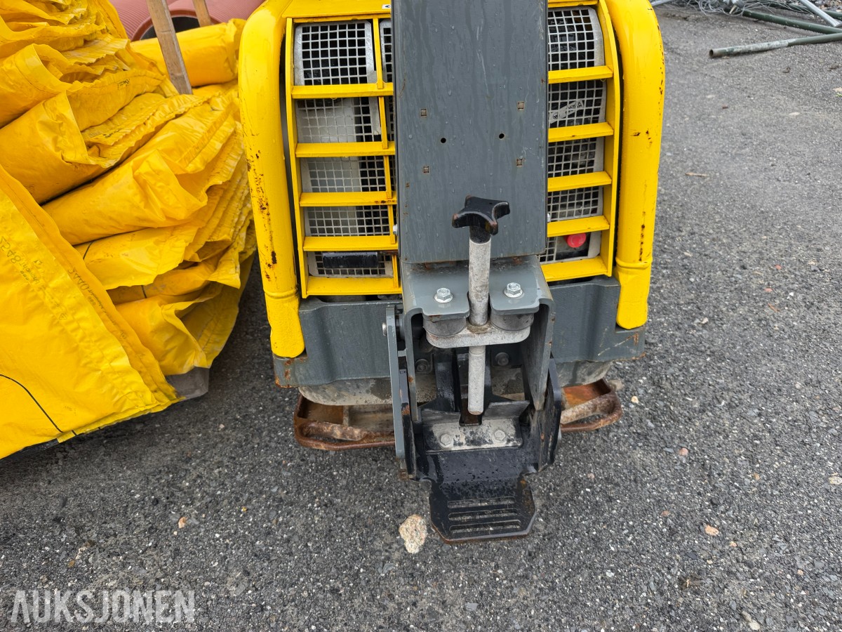 2022 Wacker Neuson vibroplate DPU80Lem670 / 756 kilo