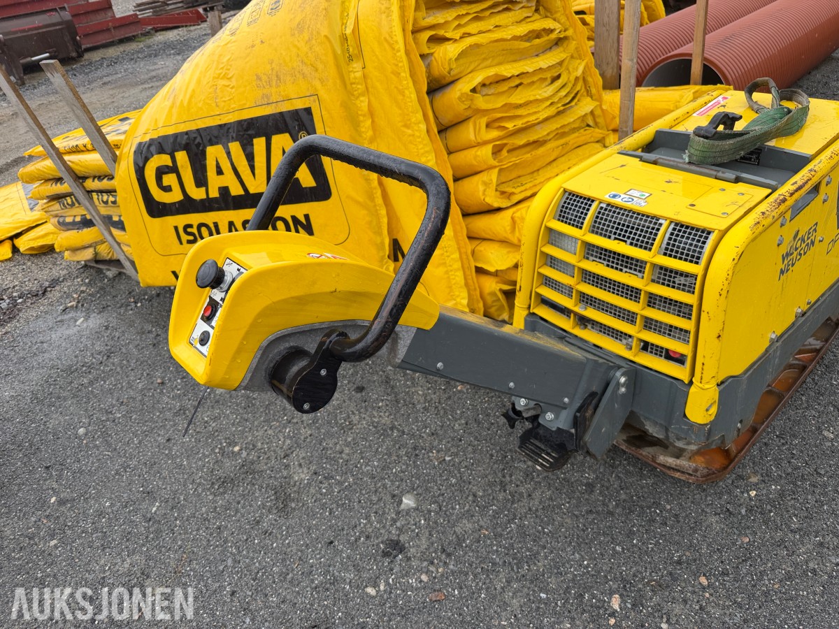 2022 Wacker Neuson vibroplate DPU80Lem670 / 756 kilo