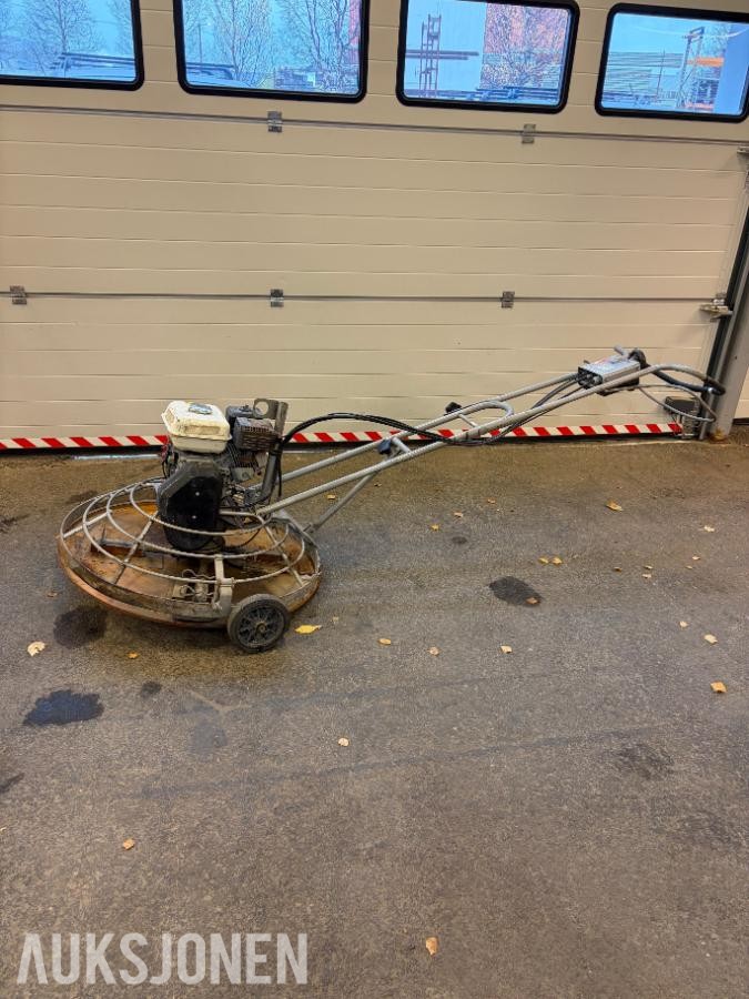 2004 Dynapac BG39 Betongglatter