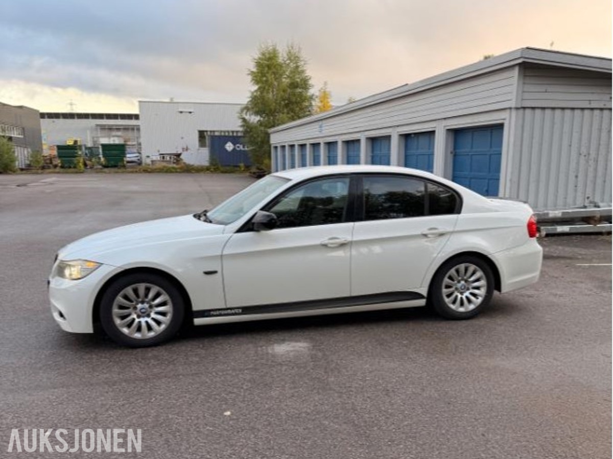 2009 BMW 316I 122HK M-Sport CARPLAY DUCKTAIL-SPOILER NYPOLERT