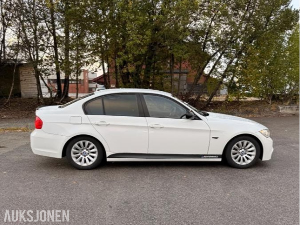 2009 BMW 316I 122HK M-Sport CARPLAY DUCKTAIL-SPOILER NYPOLERT