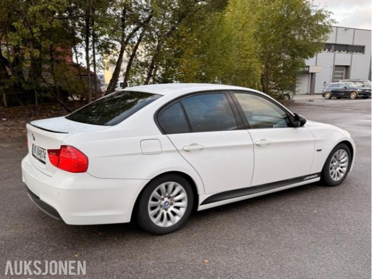 2009 BMW 316I 122HK M-Sport CARPLAY DUCKTAIL-SPOILER NYPOLERT