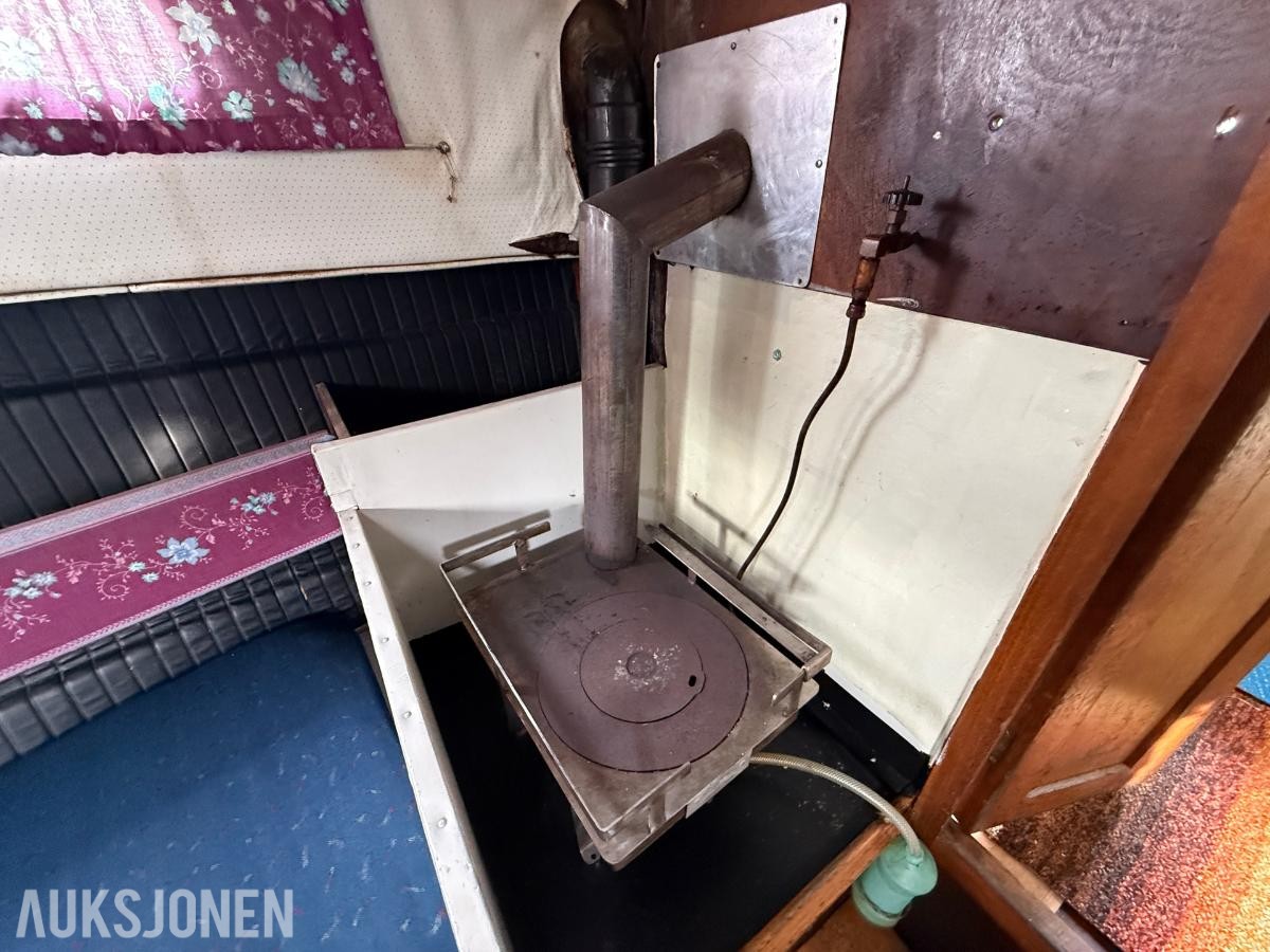 1986 26 Fots cabincruiser - VHF - Plotter/ekkolodd - Ny service