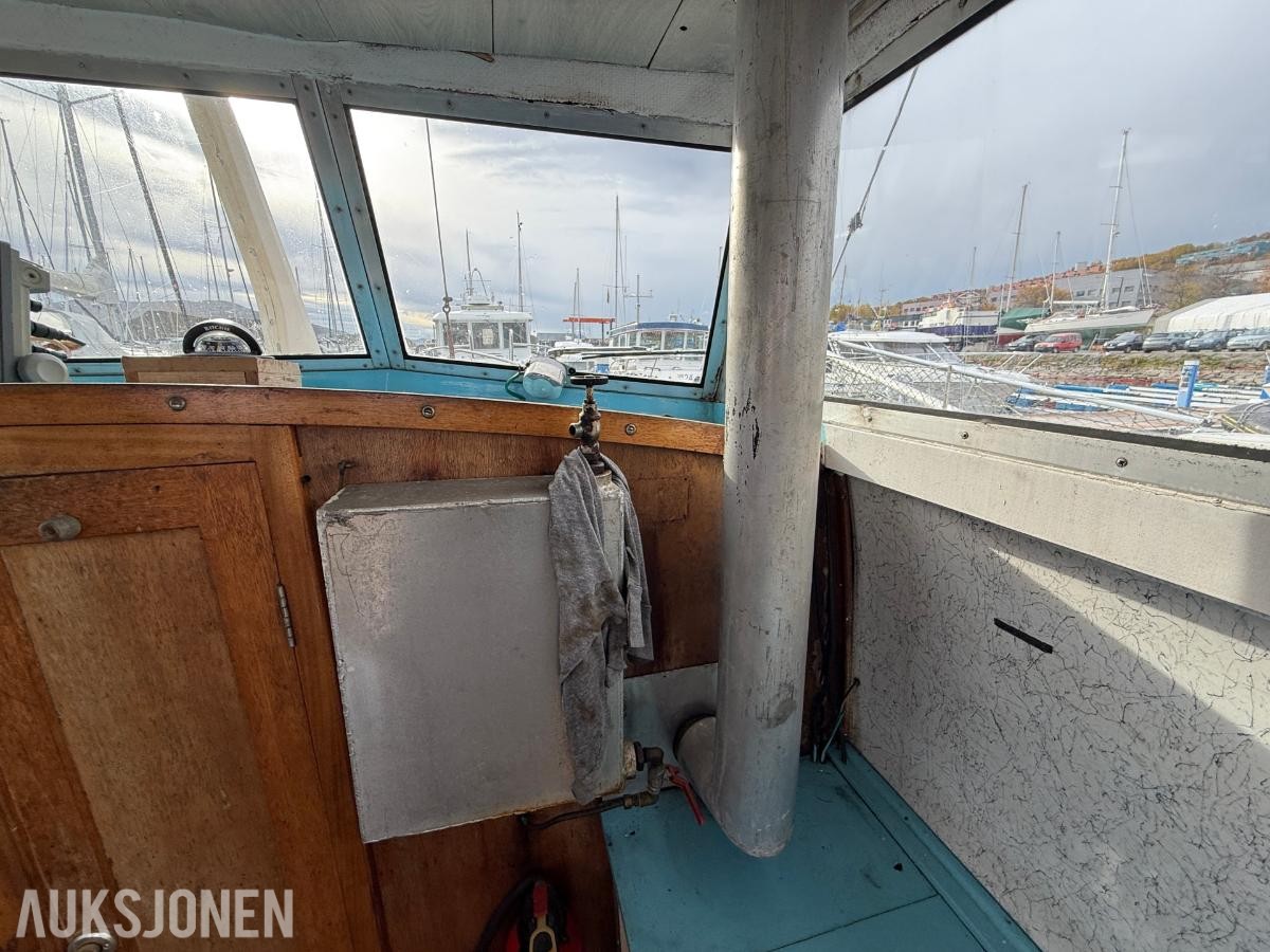 1986 26 Fots cabincruiser - VHF - Plotter/ekkolodd - Ny service
