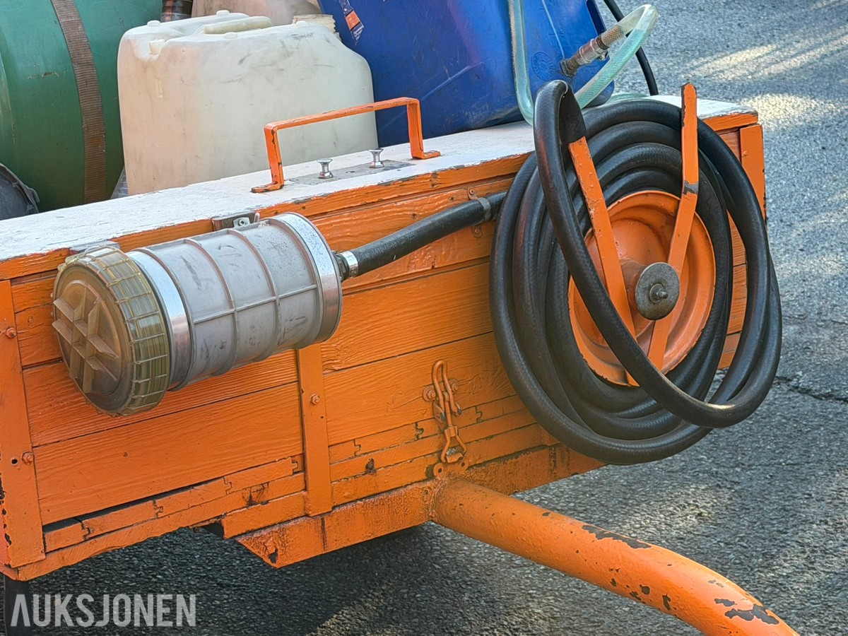 1964 Jacobsen Chief hagetraktor med Atlas Copco luftkompressor og tilhengere