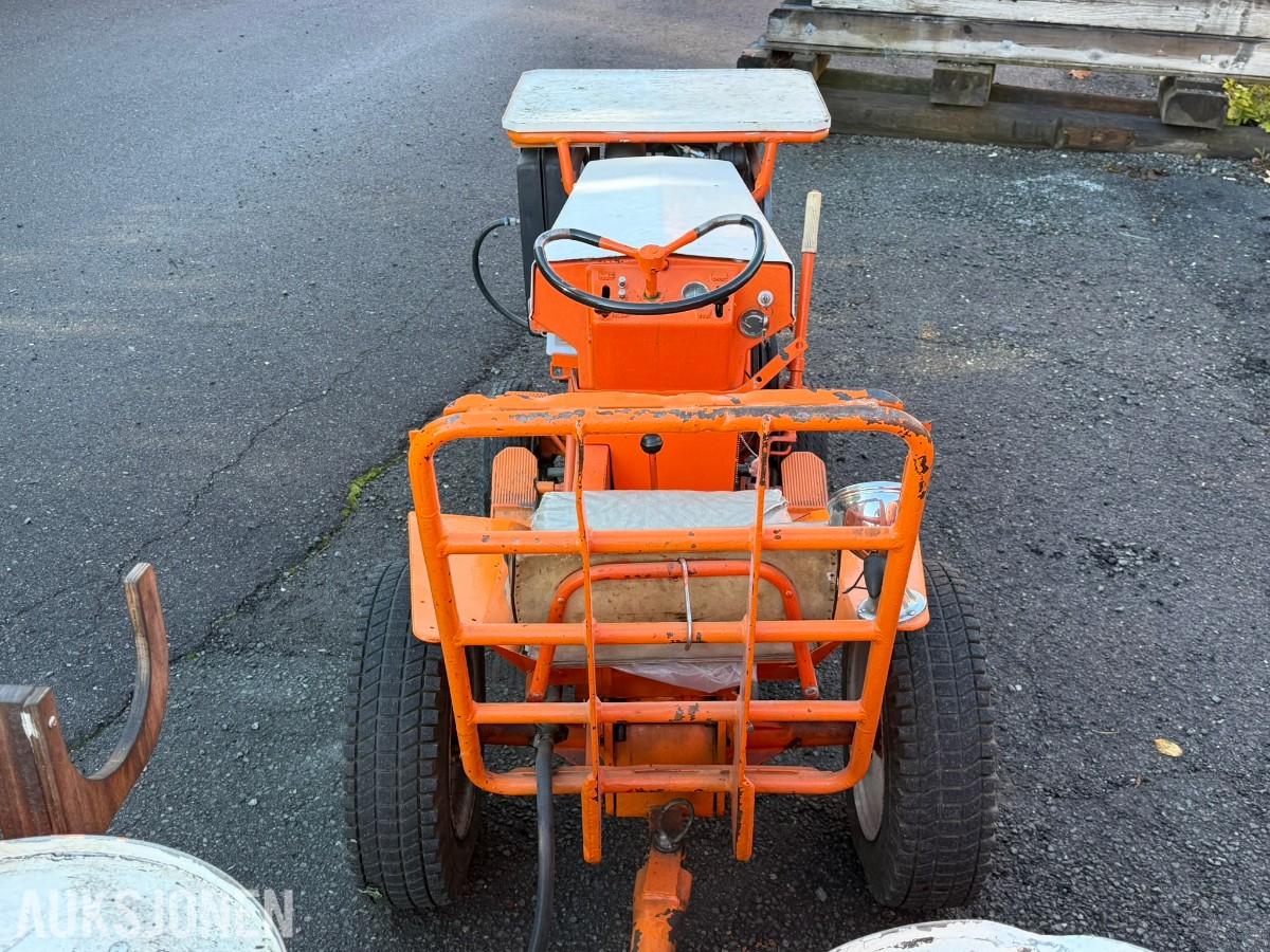 1964 Jacobsen Chief hagetraktor med Atlas Copco luftkompressor og tilhengere