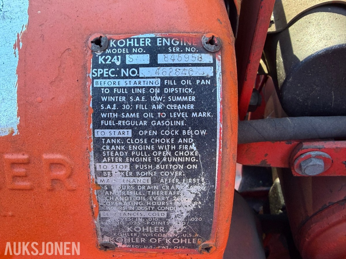 1964 Jacobsen Chief hagetraktor med Atlas Copco luftkompressor og tilhengere