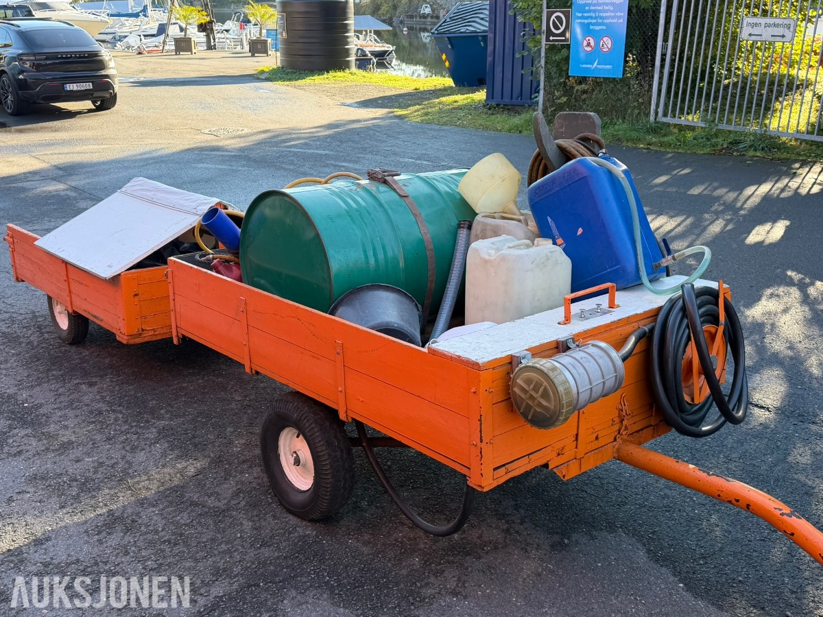 1964 Jacobsen Chief hagetraktor med Atlas Copco luftkompressor og tilhengere