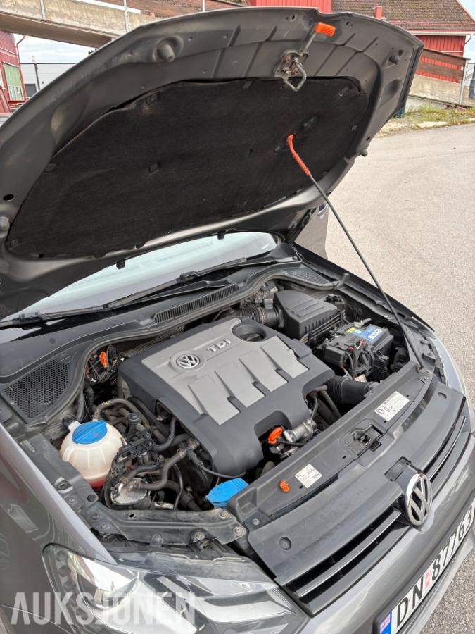 2011 Volkswagen Polo 1.6 90hk automat s+v dekk 152300km