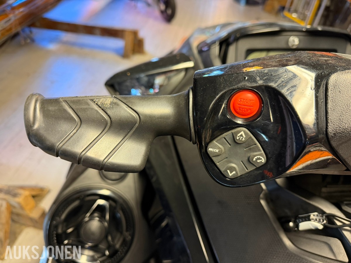 2021 SeaDoo GTX 230