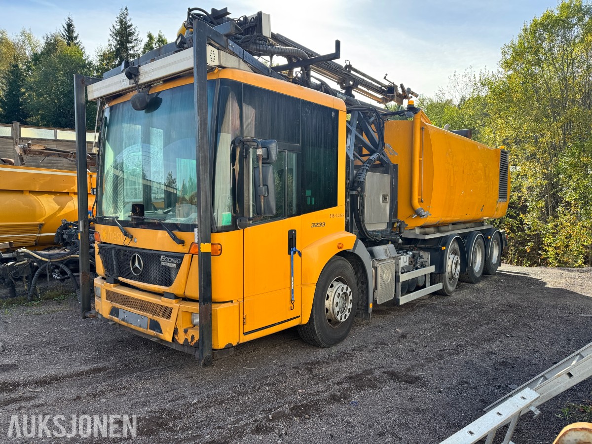 2011 Mercedes-Benz MecTec 3233LL ECONIC Tunnelvasker 