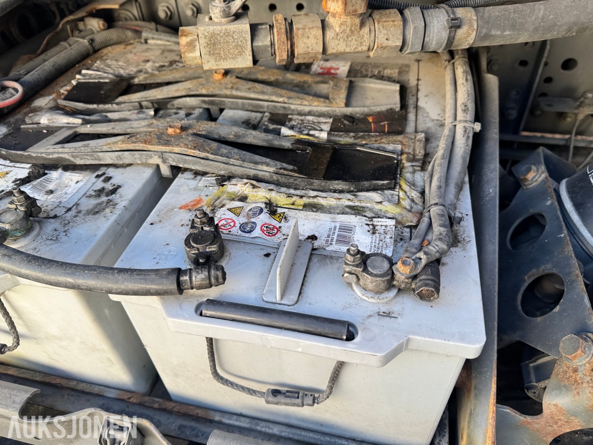 2011 Mercedes-Benz MecTec 3233LL ECONIC Tunnelvasker 