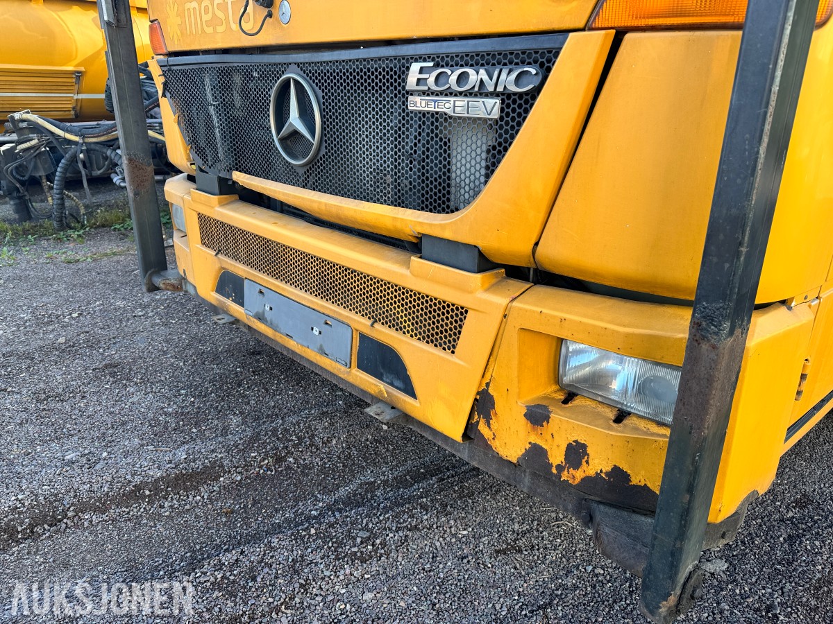 2011 Mercedes-Benz MecTec 3233LL ECONIC Tunnelvasker 