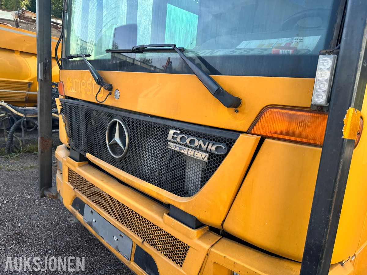 2011 Mercedes-Benz MecTec 3233LL ECONIC Tunnelvasker 
