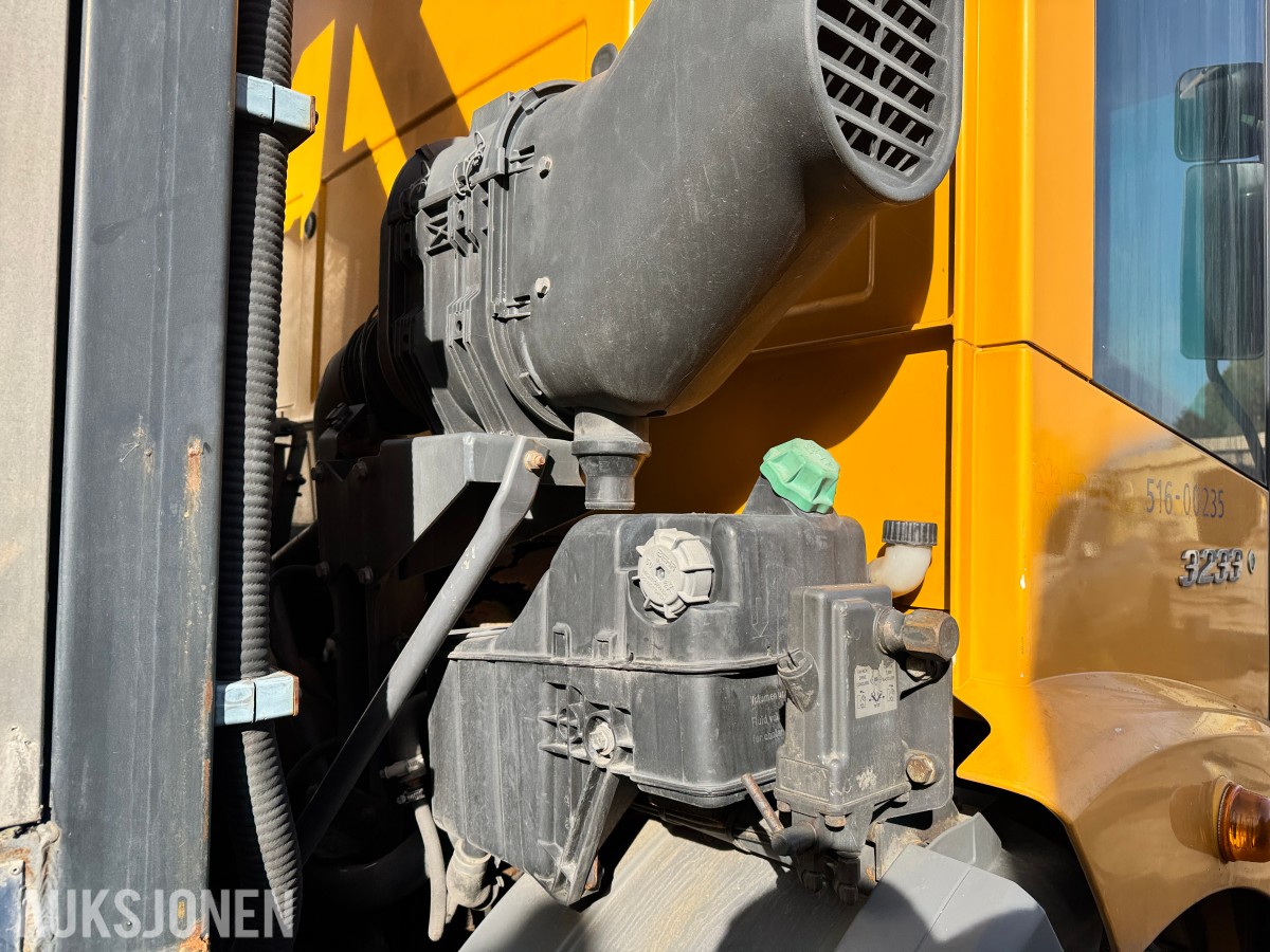 2011 Mercedes-Benz MecTec 3233LL ECONIC Tunnelvasker 