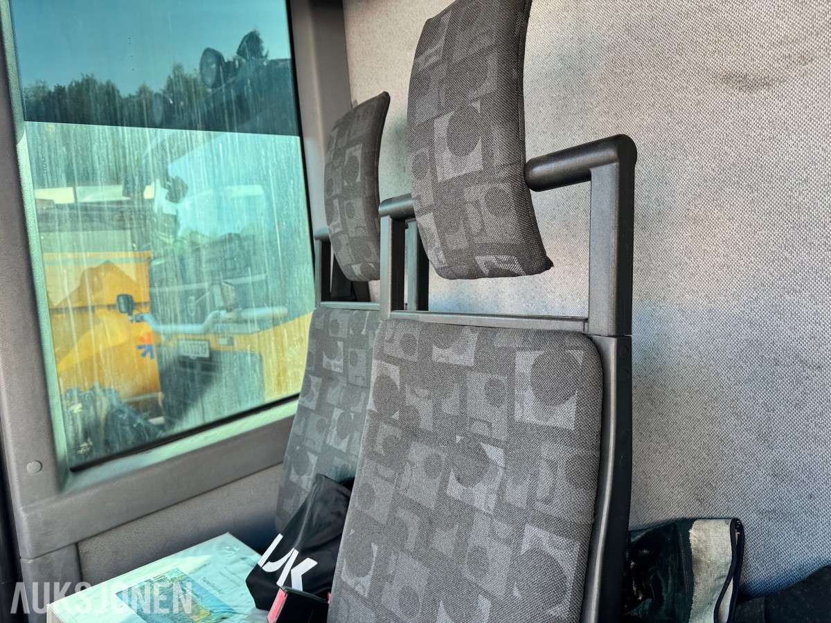 2011 Mercedes-Benz MecTec 3233LL ECONIC Tunnelvasker 