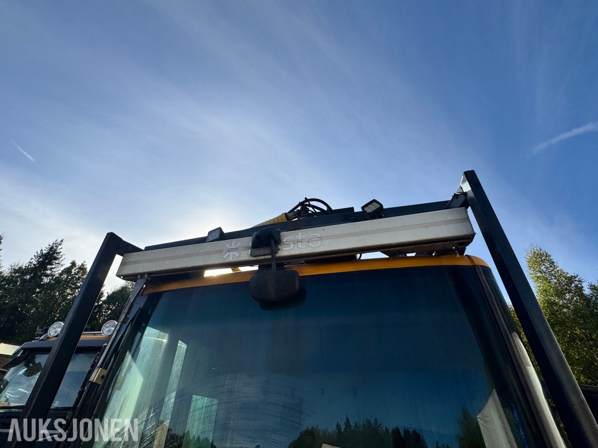 2011 Mercedes-Benz MecTec 3233LL ECONIC Tunnelvasker 