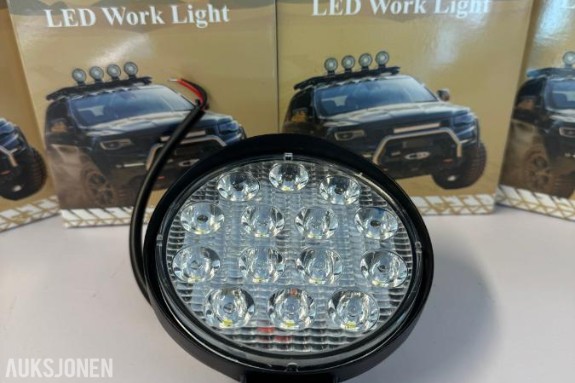 50 stykk Helt Nye 42w Led Arbeidslys! Robust og værbestandig! 42R