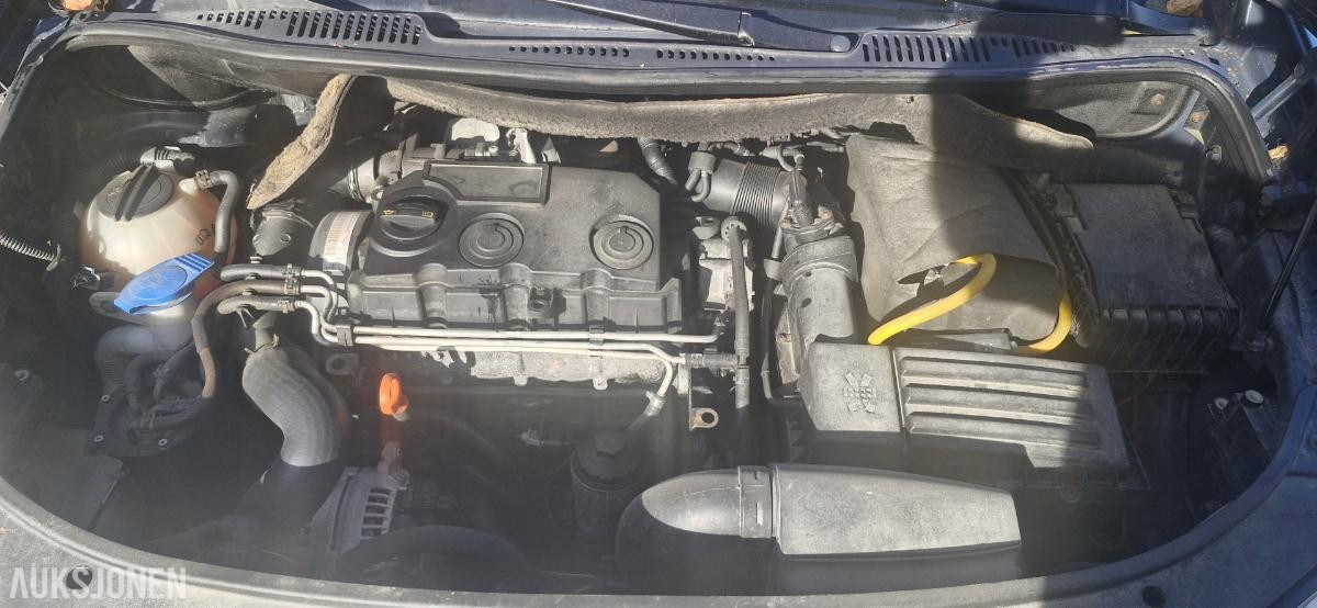 2008 Volkswagen Touran 1.9 Diesel, Automat, Delebil/Reparasjonsobjekt