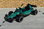 2024 F1 Aston Martin Elbil for barn Firehjulsdrift