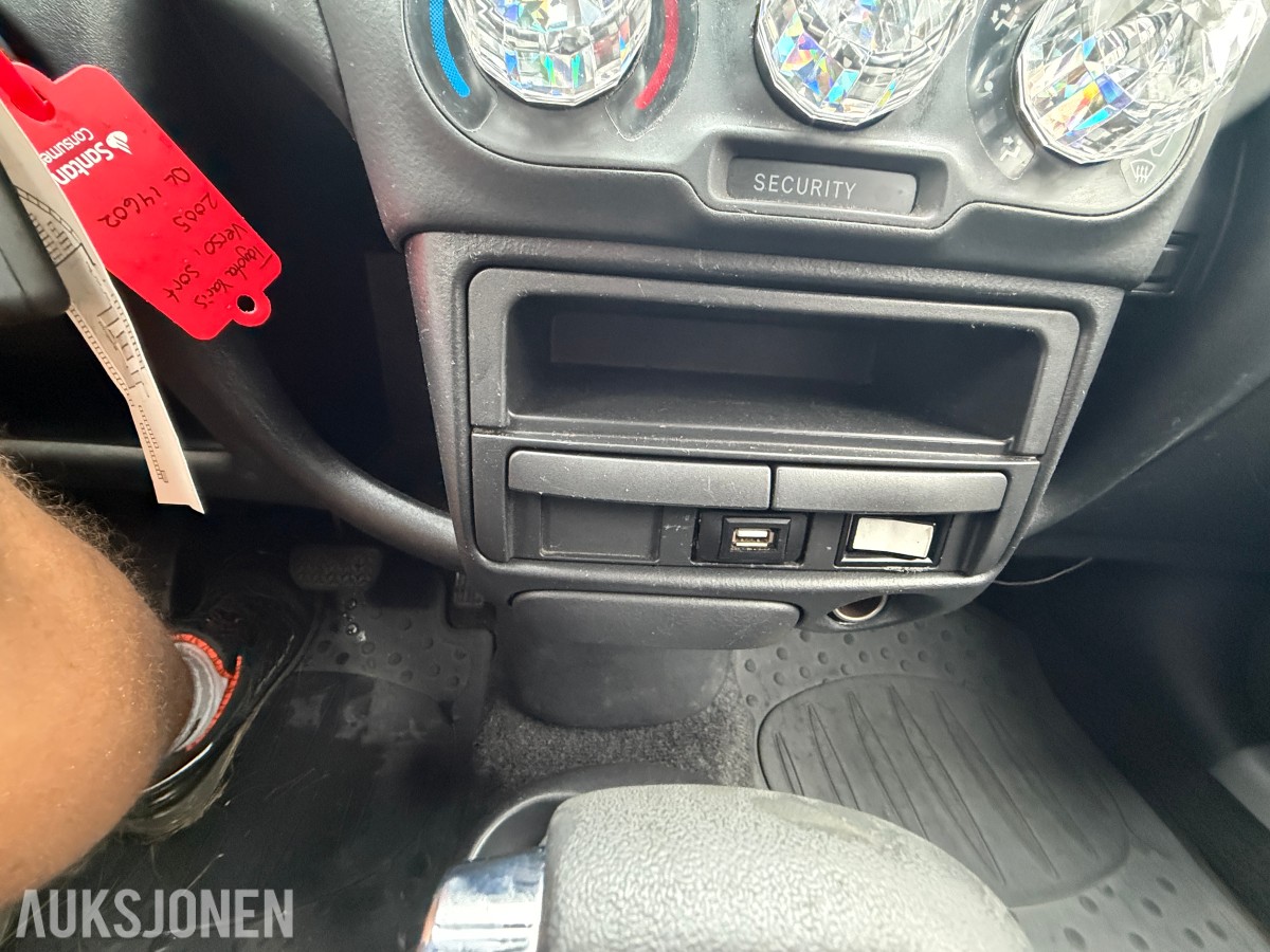 2005 Toyota YARIS VERSO 1.3-84 - 5 seter - servicehistorikk