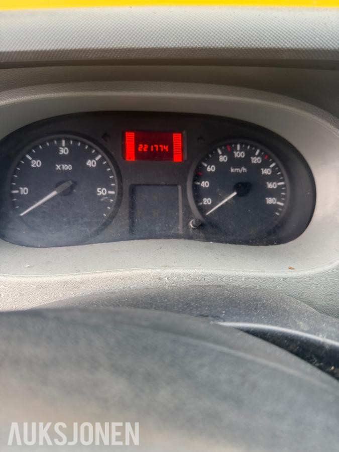 2010 RENAULT MASTER 35 2.5 DCI 120HK PICKUP HENGERFESTE