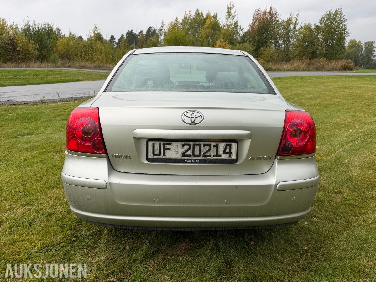 2003 Toyota AVENSIS 1.8-129 / Automat / EU-OK til 04.2027 /Servicehefte