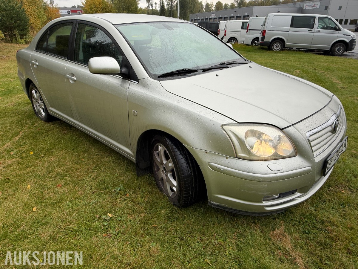 2003 Toyota AVENSIS 1.8-129 / Automat / EU-OK til 04.2027 /Servicehefte