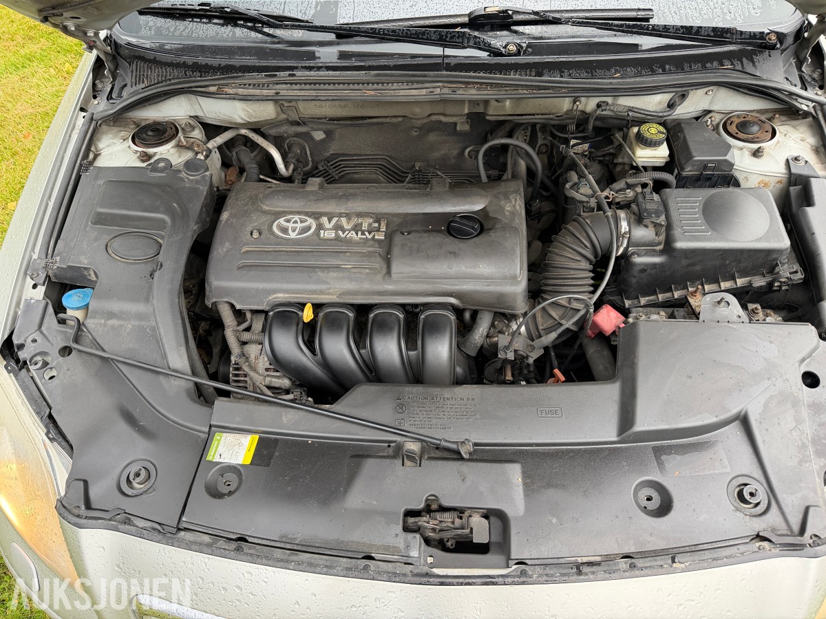 2003 Toyota AVENSIS 1.8-129 / Automat / EU-OK til 04.2027 /Servicehefte