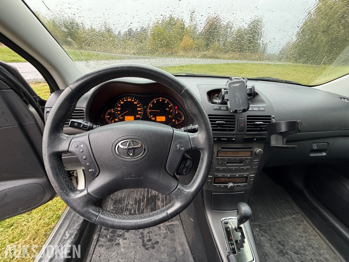 2003 Toyota AVENSIS 1.8-129 / Automat / EU-OK til 04.2027 /Servicehefte