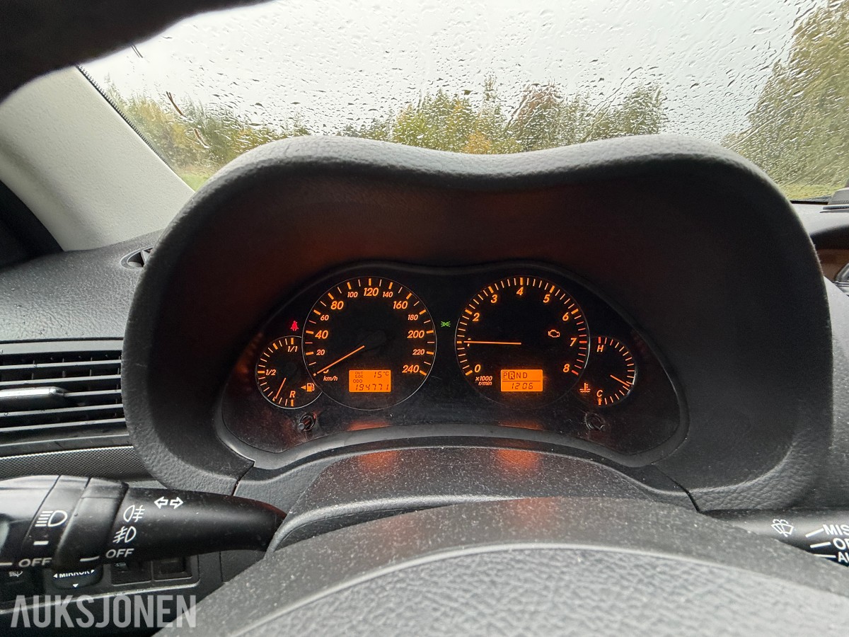 2003 Toyota AVENSIS 1.8-129 / Automat / EU-OK til 04.2027 /Servicehefte