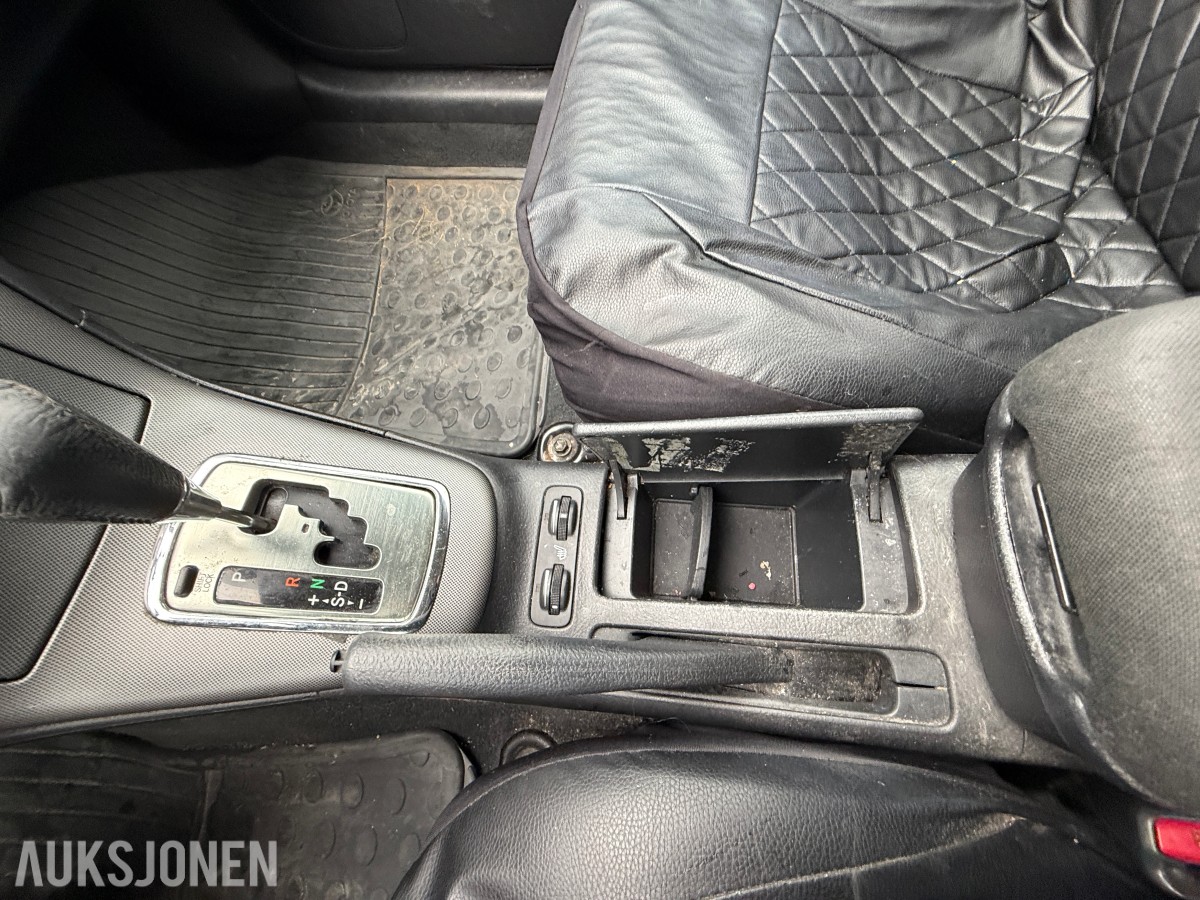 2003 Toyota AVENSIS 1.8-129 / Automat / EU-OK til 04.2027 /Servicehefte