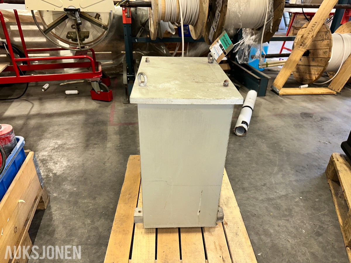 2002 OTF 20 kVA 3-fase transformator 400/230V
