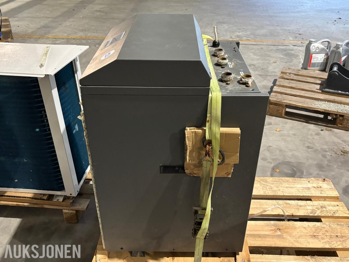 W-W Heat Pump YWR-7B-P vann-vann varmepumpe / vannbåren varme – 7 kW