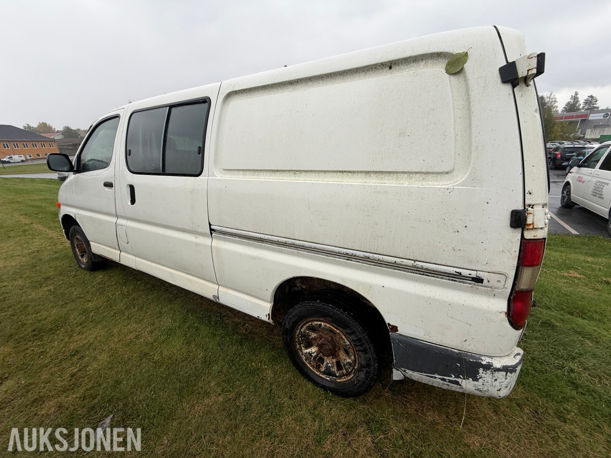 2004 Toyota HIACE 2.5-102 D 4WD / H.feste