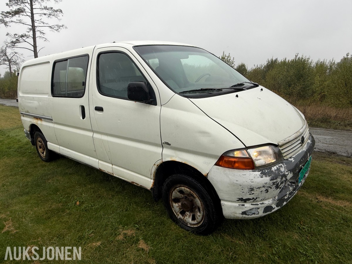 2004 Toyota HIACE 2.5-102 D 4WD / H.feste