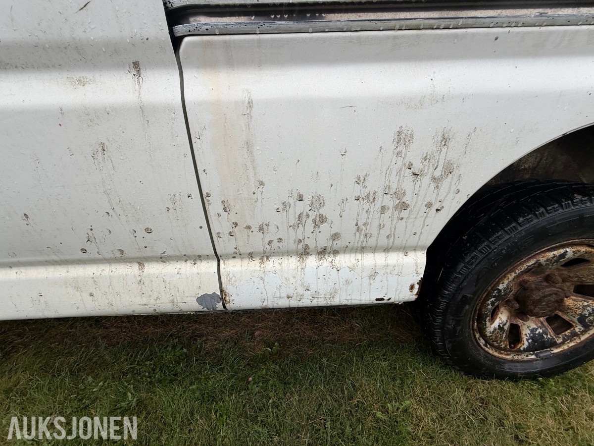 2004 Toyota HIACE 2.5-102 D 4WD / H.feste