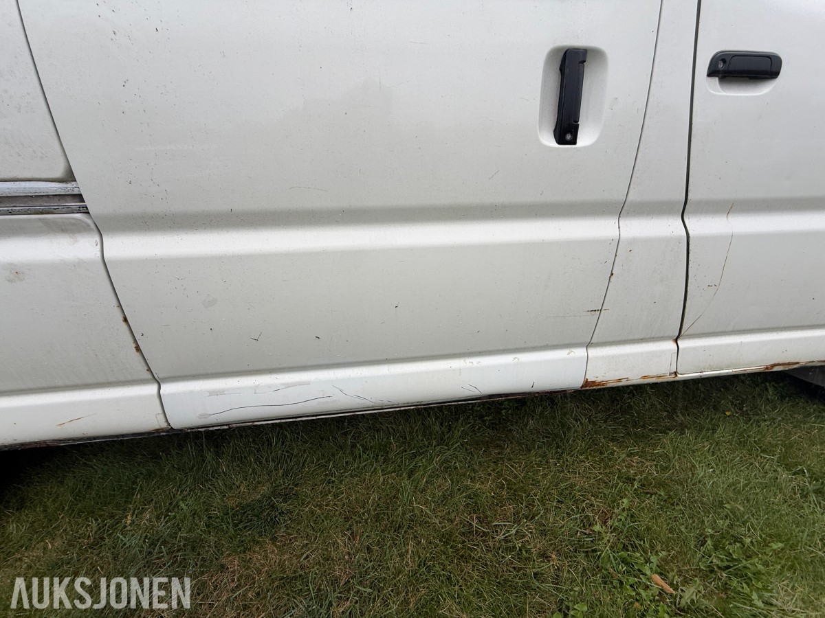 2004 Toyota HIACE 2.5-102 D 4WD / H.feste