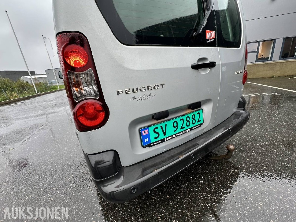 2018 Peugeot PARTNER 1.6-99 D | Hengerfeste | Innredning - Rep objekt, 175808km