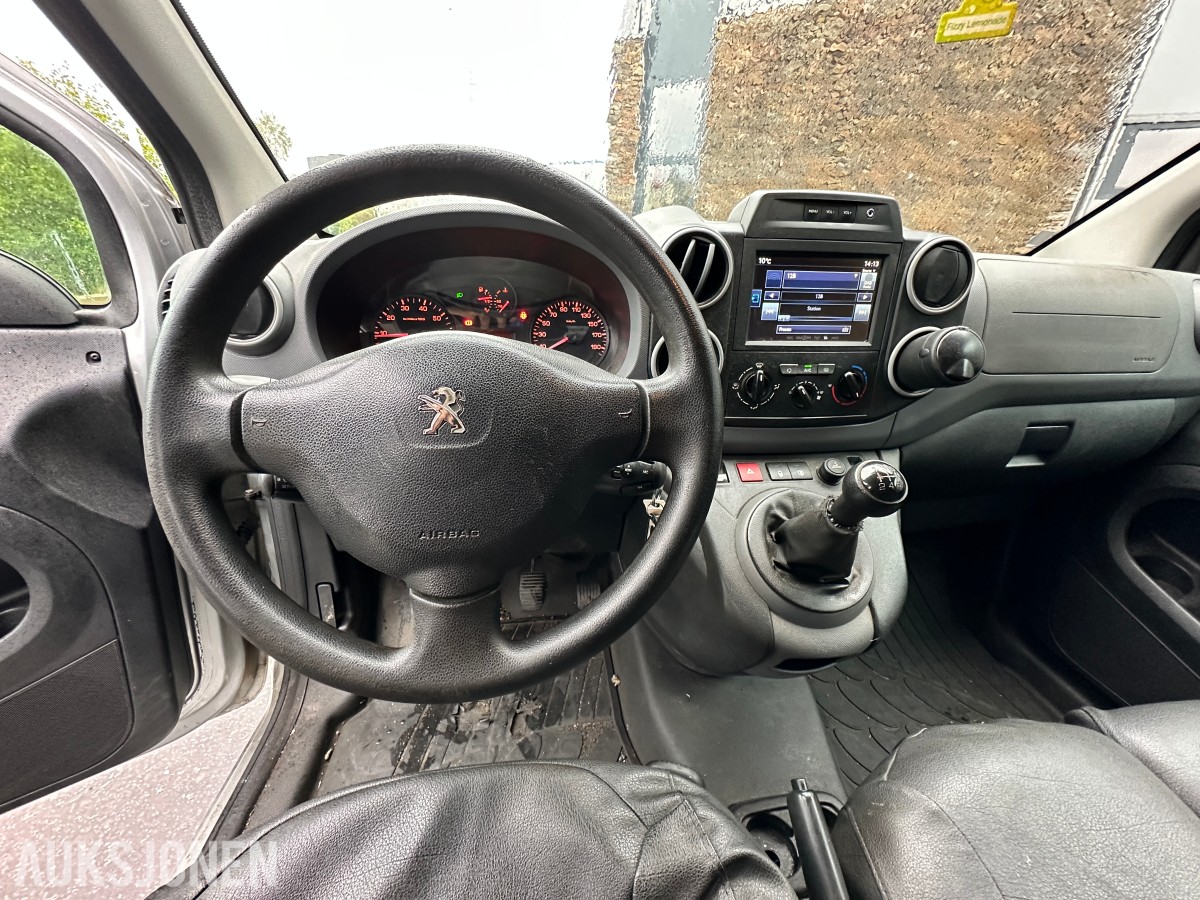 2018 Peugeot PARTNER 1.6-99 D | Hengerfeste | Innredning - Rep objekt, 175808km